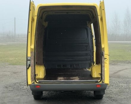 Желтый Мерседес Sprinter, объемом двигателя 2.7 л и пробегом 370 тыс. км за 10700 $, фото 11 на Automoto.ua