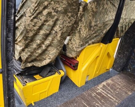 Жовтий Мерседес Sprinter, об'ємом двигуна 2.2 л та пробігом 238 тис. км за 15090 $, фото 11 на Automoto.ua