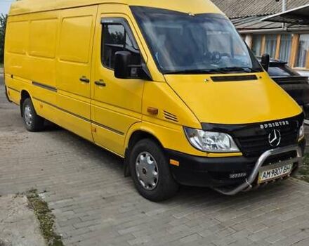 Жовтий Мерседес Sprinter, об'ємом двигуна 2.1 л та пробігом 550 тис. км за 6750 $, фото 1 на Automoto.ua