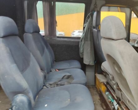 Желтый Мерседес Sprinter, объемом двигателя 2.1 л и пробегом 464 тыс. км за 7500 $, фото 13 на Automoto.ua