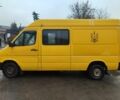 Желтый Мерседес Sprinter, объемом двигателя 2.1 л и пробегом 464 тыс. км за 7500 $, фото 5 на Automoto.ua
