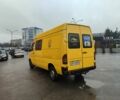 Желтый Мерседес Sprinter, объемом двигателя 2.1 л и пробегом 464 тыс. км за 7500 $, фото 7 на Automoto.ua