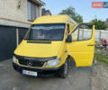 Желтый Мерседес Sprinter, объемом двигателя 2.2 л и пробегом 297 тыс. км за 7600 $, фото 9 на Automoto.ua