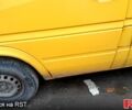 Желтый Мерседес Sprinter, объемом двигателя 2.1 л и пробегом 544 тыс. км за 5800 $, фото 1 на Automoto.ua