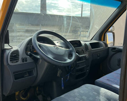 Желтый Мерседес Sprinter, объемом двигателя 0 л и пробегом 222 тыс. км за 12777 $, фото 10 на Automoto.ua