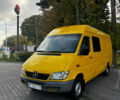 Желтый Мерседес Sprinter, объемом двигателя 2.15 л и пробегом 500 тыс. км за 9500 $, фото 1 на Automoto.ua