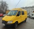 Желтый Мерседес Sprinter, объемом двигателя 2.1 л и пробегом 464 тыс. км за 7500 $, фото 1 на Automoto.ua