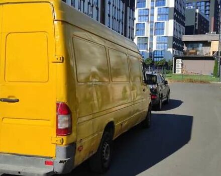Жовтий Мерседес Sprinter, об'ємом двигуна 2.15 л та пробігом 385 тис. км за 9500 $, фото 4 на Automoto.ua