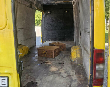 Жовтий Мерседес Sprinter, об'ємом двигуна 2.2 л та пробігом 488 тис. км за 8000 $, фото 14 на Automoto.ua