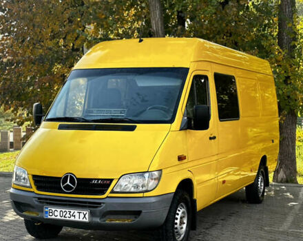 Желтый Мерседес Sprinter, объемом двигателя 2.15 л и пробегом 500 тыс. км за 9500 $, фото 14 на Automoto.ua