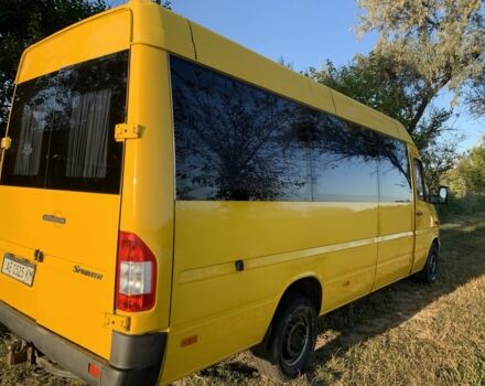 Желтый Мерседес Sprinter, объемом двигателя 2.2 л и пробегом 500 тыс. км за 8000 $, фото 2 на Automoto.ua