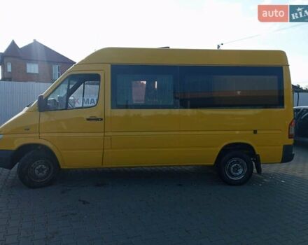 Жовтий Мерседес Sprinter, об'ємом двигуна 0 л та пробігом 565 тис. км за 8800 $, фото 1 на Automoto.ua