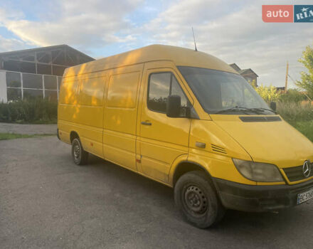Жовтий Мерседес Sprinter, об'ємом двигуна 2.15 л та пробігом 1000 тис. км за 10800 $, фото 1 на Automoto.ua