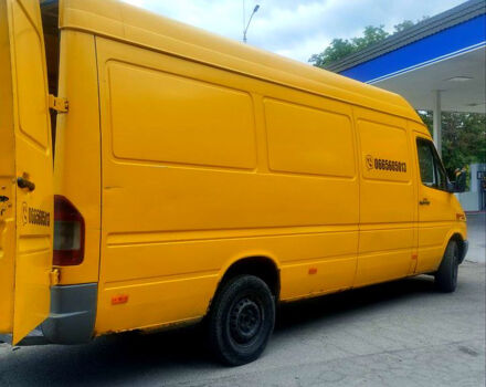 Жовтий Мерседес Sprinter, об'ємом двигуна 2.2 л та пробігом 460 тис. км за 8800 $, фото 4 на Automoto.ua