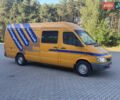 Желтый Мерседес Sprinter, объемом двигателя 2.7 л и пробегом 400 тыс. км за 18200 $, фото 10 на Automoto.ua