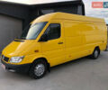 Желтый Мерседес Sprinter, объемом двигателя 2.2 л и пробегом 335 тыс. км за 12300 $, фото 1 на Automoto.ua