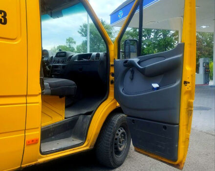 Жовтий Мерседес Sprinter, об'ємом двигуна 2.2 л та пробігом 460 тис. км за 8800 $, фото 8 на Automoto.ua