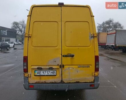 Жовтий Мерседес Sprinter, об'ємом двигуна 2.15 л та пробігом 318 тис. км за 7800 $, фото 5 на Automoto.ua