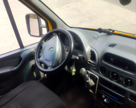 Жовтий Мерседес Sprinter, об'ємом двигуна 2.2 л та пробігом 460 тис. км за 8800 $, фото 6 на Automoto.ua