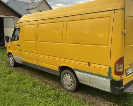 Желтый Мерседес Sprinter, объемом двигателя 2.15 л и пробегом 960 тыс. км за 6200 $, фото 7 на Automoto.ua