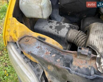 Мерседес Sprinter 2006 в Шепетовке на Automoto.ua Желтый Мерседес Sprinter, объемом двигателя 2.1 л и пробегом 636 тыс. км за 10500 $, фото 6 на Automoto.ua