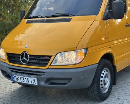 Мерседес Sprinter 2006 у Рівному на Automoto.ua Жовтий Мерседес Sprinter, об'ємом двигуна 2.1 л та пробігом 377 тис. км за 11350 $, фото 4 на Automoto.ua