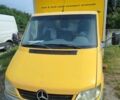 Желтый Мерседес Sprinter, объемом двигателя 2.2 л и пробегом 391 тыс. км за 10500 $, фото 1 на Automoto.ua