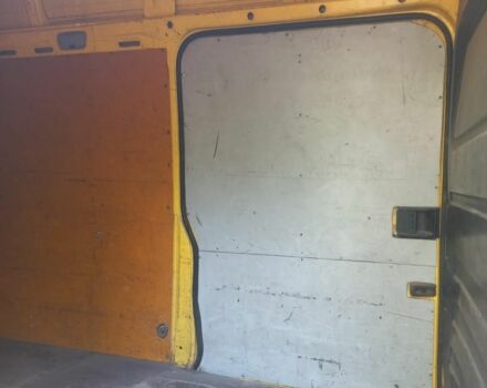 Жовтий Мерседес Sprinter, об'ємом двигуна 2.2 л та пробігом 515 тис. км за 7700 $, фото 5 на Automoto.ua