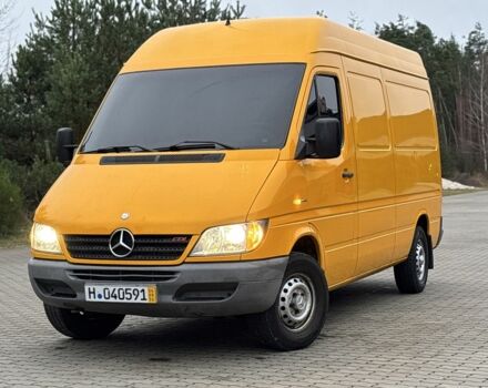 Желтый Мерседес Sprinter, объемом двигателя 2.1 л и пробегом 350 тыс. км за 11100 $, фото 13 на Automoto.ua