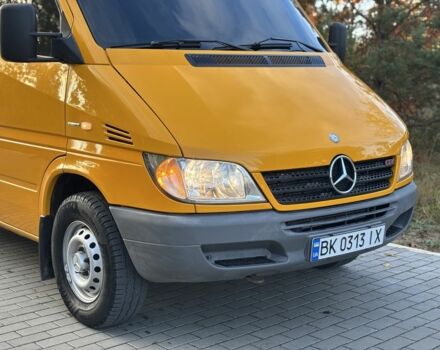 Мерседес Sprinter 2006 у Рівному на Automoto.ua Жовтий Мерседес Sprinter, об'ємом двигуна 2.1 л та пробігом 377 тис. км за 11350 $, фото 3 на Automoto.ua