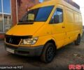 Желтый Мерседес Sprinter, объемом двигателя 2.1 л и пробегом 700 тыс. км за 8500 $, фото 1 на Automoto.ua