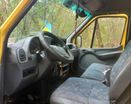 Жовтий Мерседес Sprinter, об'ємом двигуна 2.2 л та пробігом 515 тис. км за 7700 $, фото 8 на Automoto.ua