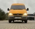 Желтый Мерседес Sprinter, объемом двигателя 2.1 л и пробегом 350 тыс. км за 11100 $, фото 10 на Automoto.ua