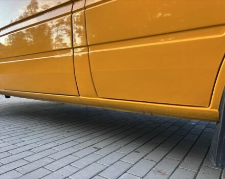 Мерседес Sprinter 2006 у Рівному на Automoto.ua Жовтий Мерседес Sprinter, об'ємом двигуна 2.1 л та пробігом 377 тис. км за 11350 $, фото 6 на Automoto.ua