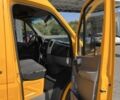 Желтый Мерседес Sprinter, объемом двигателя 2.1 л и пробегом 600 тыс. км за 10000 $, фото 3 на Automoto.ua