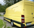 Желтый Мерседес Sprinter, объемом двигателя 2.99 л и пробегом 420 тыс. км за 18400 $, фото 3 на Automoto.ua