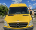 Желтый Мерседес Sprinter, объемом двигателя 2.15 л и пробегом 940 тыс. км за 10000 $, фото 1 на Automoto.ua