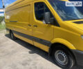Желтый Мерседес Sprinter, объемом двигателя 2.15 л и пробегом 940 тыс. км за 10000 $, фото 4 на Automoto.ua