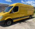 Желтый Мерседес Sprinter, объемом двигателя 2.15 л и пробегом 940 тыс. км за 10000 $, фото 1 на Automoto.ua