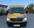 Желтый Мерседес Sprinter, объемом двигателя 2.1 л и пробегом 245 тыс. км за 19900 $, фото 6 на Automoto.ua