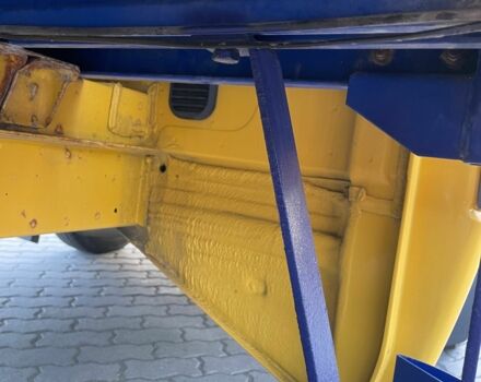 Желтый Мерседес Sprinter, объемом двигателя 2.1 л и пробегом 245 тыс. км за 19900 $, фото 17 на Automoto.ua