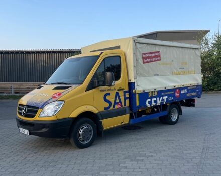 Желтый Мерседес Sprinter, объемом двигателя 2.1 л и пробегом 245 тыс. км за 19900 $, фото 1 на Automoto.ua