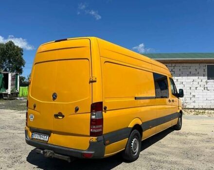 Желтый Мерседес Sprinter, объемом двигателя 2.14 л и пробегом 329 тыс. км за 15000 $, фото 11 на Automoto.ua