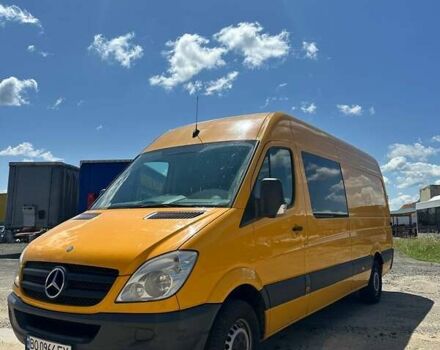 Желтый Мерседес Sprinter, объемом двигателя 2.14 л и пробегом 329 тыс. км за 15000 $, фото 9 на Automoto.ua