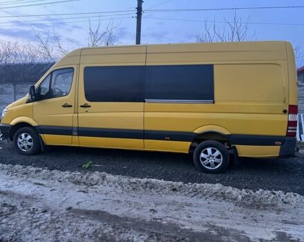 Жовтий Мерседес Sprinter, об'ємом двигуна 2.1 л та пробігом 200 тис. км за 13500 $, фото 2 на Automoto.ua