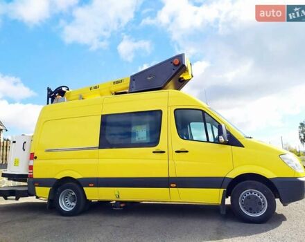 Желтый Мерседес Sprinter, объемом двигателя 0 л и пробегом 207 тыс. км за 29700 $, фото 4 на Automoto.ua