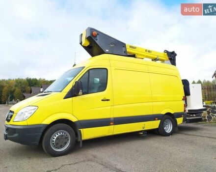 Желтый Мерседес Sprinter, объемом двигателя 0 л и пробегом 207 тыс. км за 29700 $, фото 12 на Automoto.ua