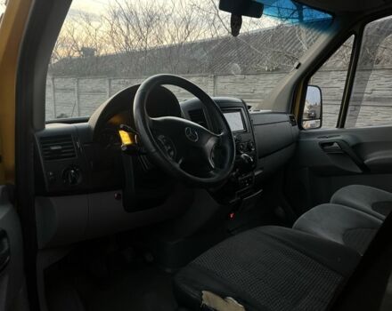 Жовтий Мерседес Sprinter, об'ємом двигуна 2.1 л та пробігом 200 тис. км за 13500 $, фото 3 на Automoto.ua
