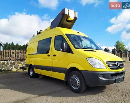 Желтый Мерседес Sprinter, объемом двигателя 0 л и пробегом 207 тыс. км за 29700 $, фото 3 на Automoto.ua