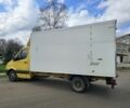 Желтый Мерседес Sprinter, объемом двигателя 2.1 л и пробегом 270 тыс. км за 12900 $, фото 2 на Automoto.ua